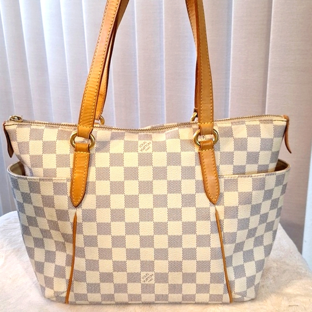 Louis Vuitton Damier Azur Totally PM